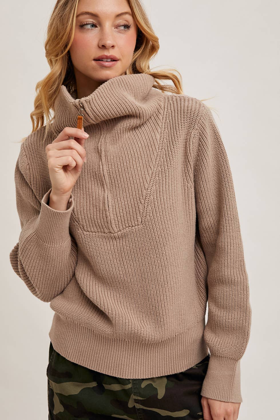 HALF ZIP SWEATER