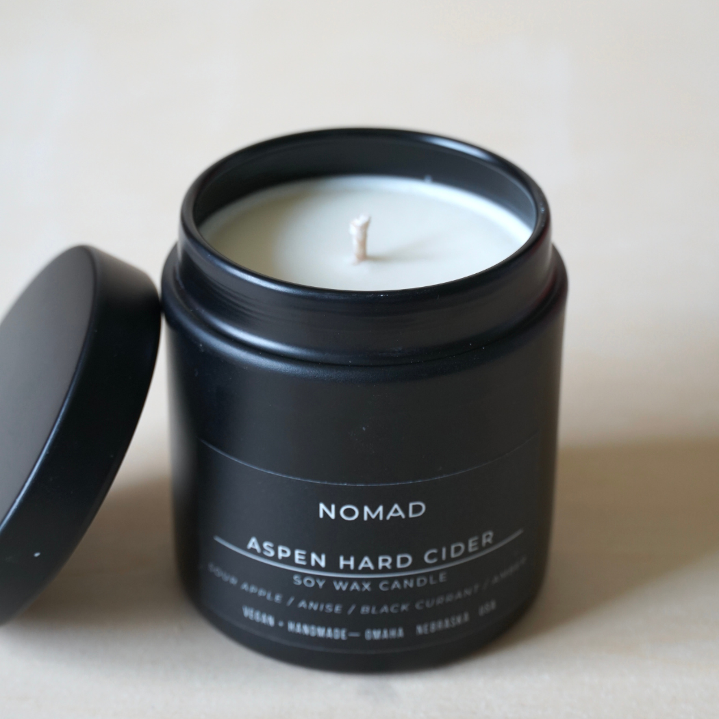 Nomad Wax Co. - Aspen Hard Cider Fall/Winter Candle - 9oz Matte Black