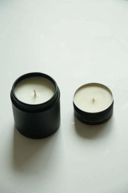 Nomad Wax Co. - Blackberry + Tabac Noir Fall Candle - 9oz Matte Black