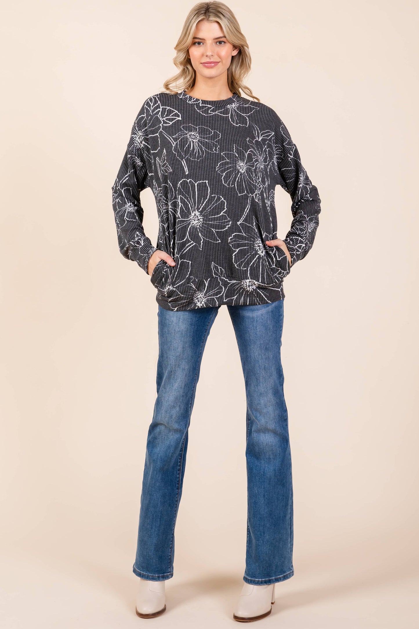 BOMBOM - Floral Sketch Ribbed Knit Sweatshirt W/pockets