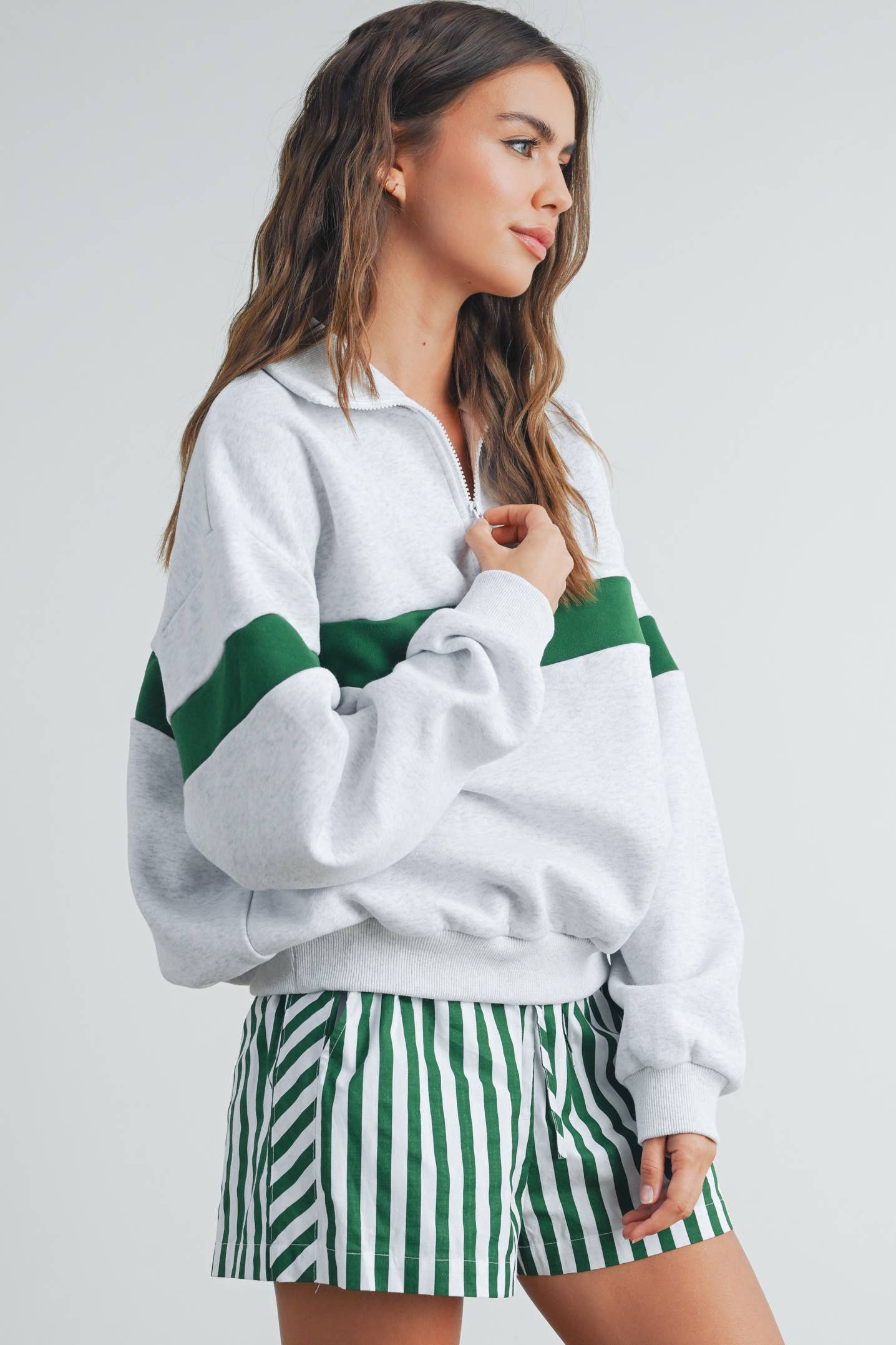GREEN STRIPE ZIP COLLAR SWEATSHIRT