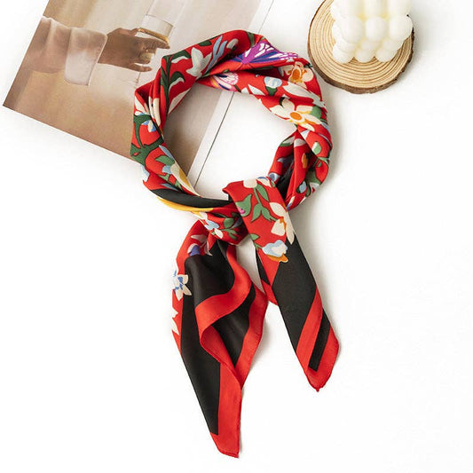 Gentle Floral Pattern Square Scarf