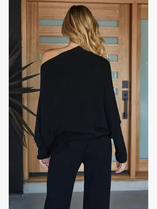MILIO MILANO - ASYMMETRICAL SWEATER (37709/330105-BLACK)